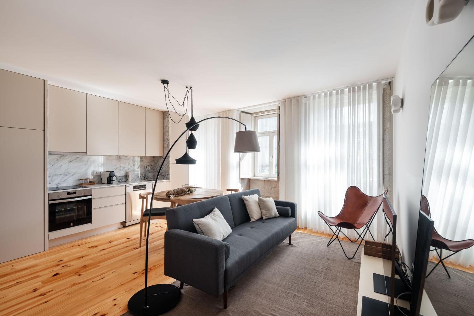 Stylish Apartment In City Center Porto Exterior photo